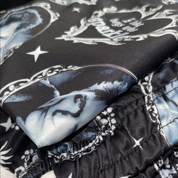 Twilight Saga Spencer’s Graphic Lounge Pants - Picture 9 of 9